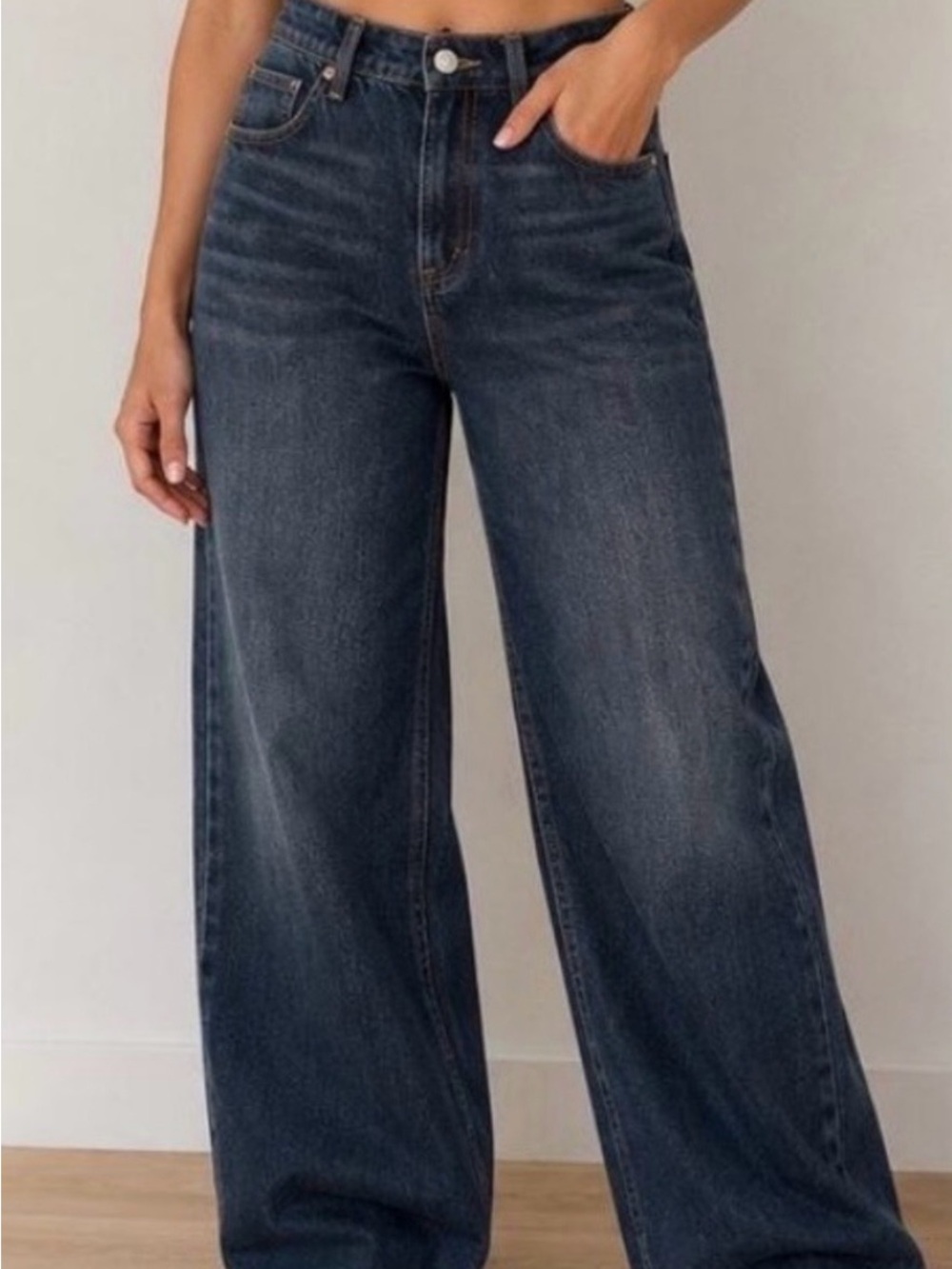 ZARA Wide Leg Mid-Rise Women's Jeans Dark Indigo Washed NWT Sz. 0